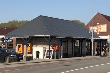 Renoveren dak voormalig VVV-kantoor te Sluis