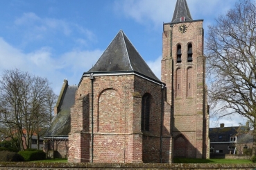 Restauratie kerk te Waarde