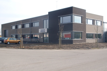 Nieuwbouw kantoor en werkplaats te Oostburg