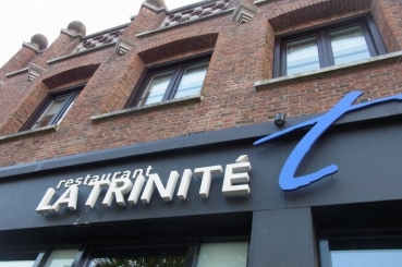 Verbouwen kantoor tot restaurant La Trinite te Sluis